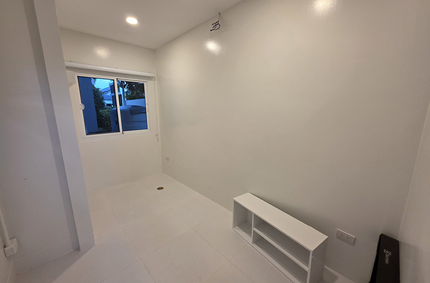 House with Shared Pool in Bangnatrad 